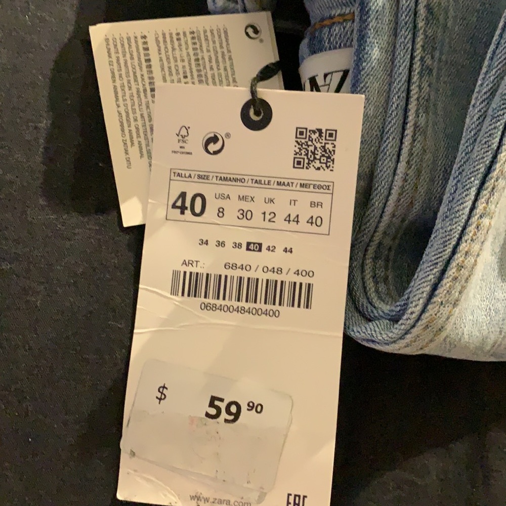 New Zara High Rises Ripped Jeans - Picture 4 of 4